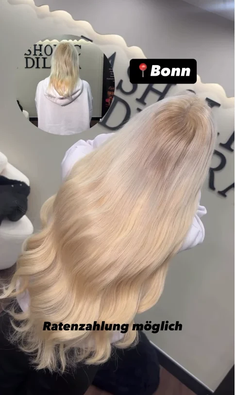 Langes hellblondes Haar mit sanften Wellen und Vorher-Ansicht.